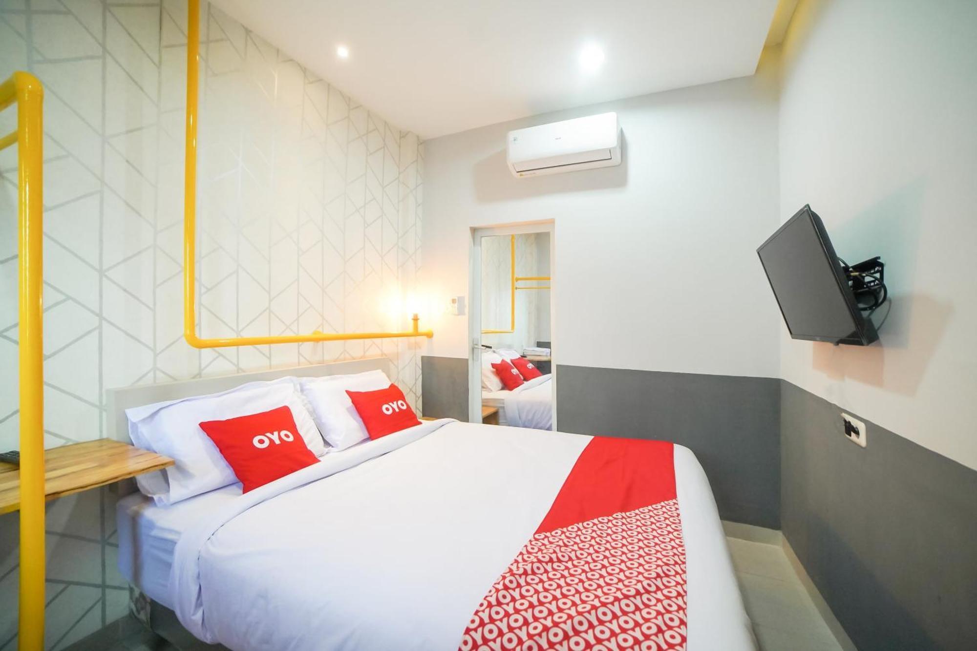 Capital O 90874 Millenium Inn 2 เมดาน ภายนอก รูปภาพ