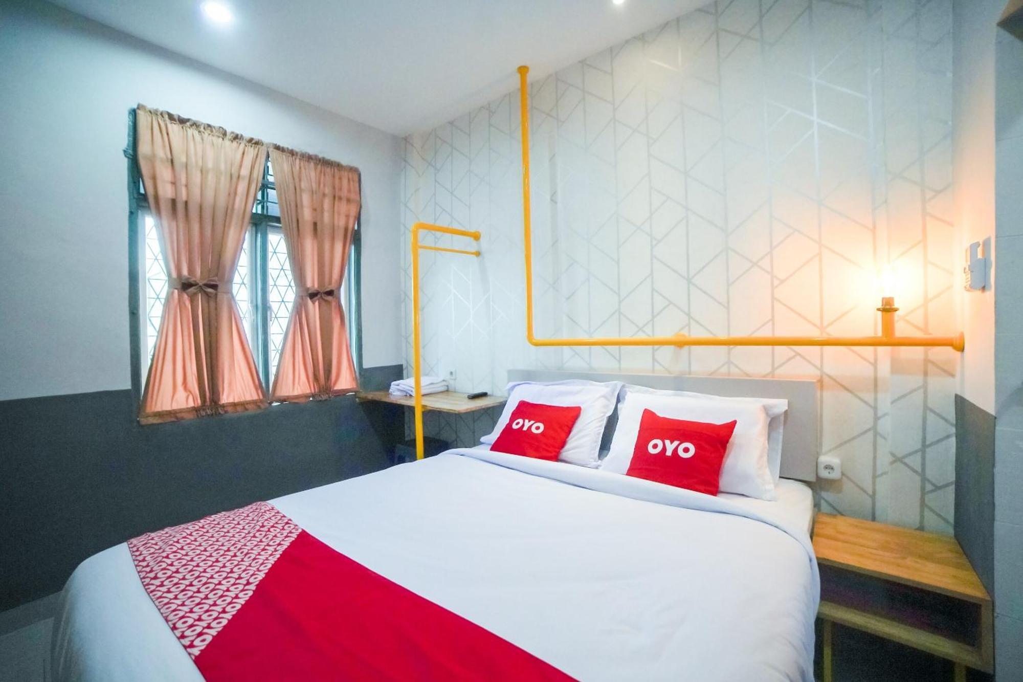 Capital O 90874 Millenium Inn 2 เมดาน ภายนอก รูปภาพ