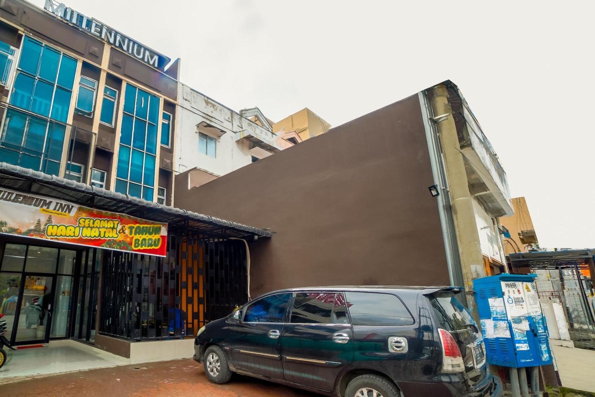 Capital O 90874 Millenium Inn 2 เมดาน ภายนอก รูปภาพ